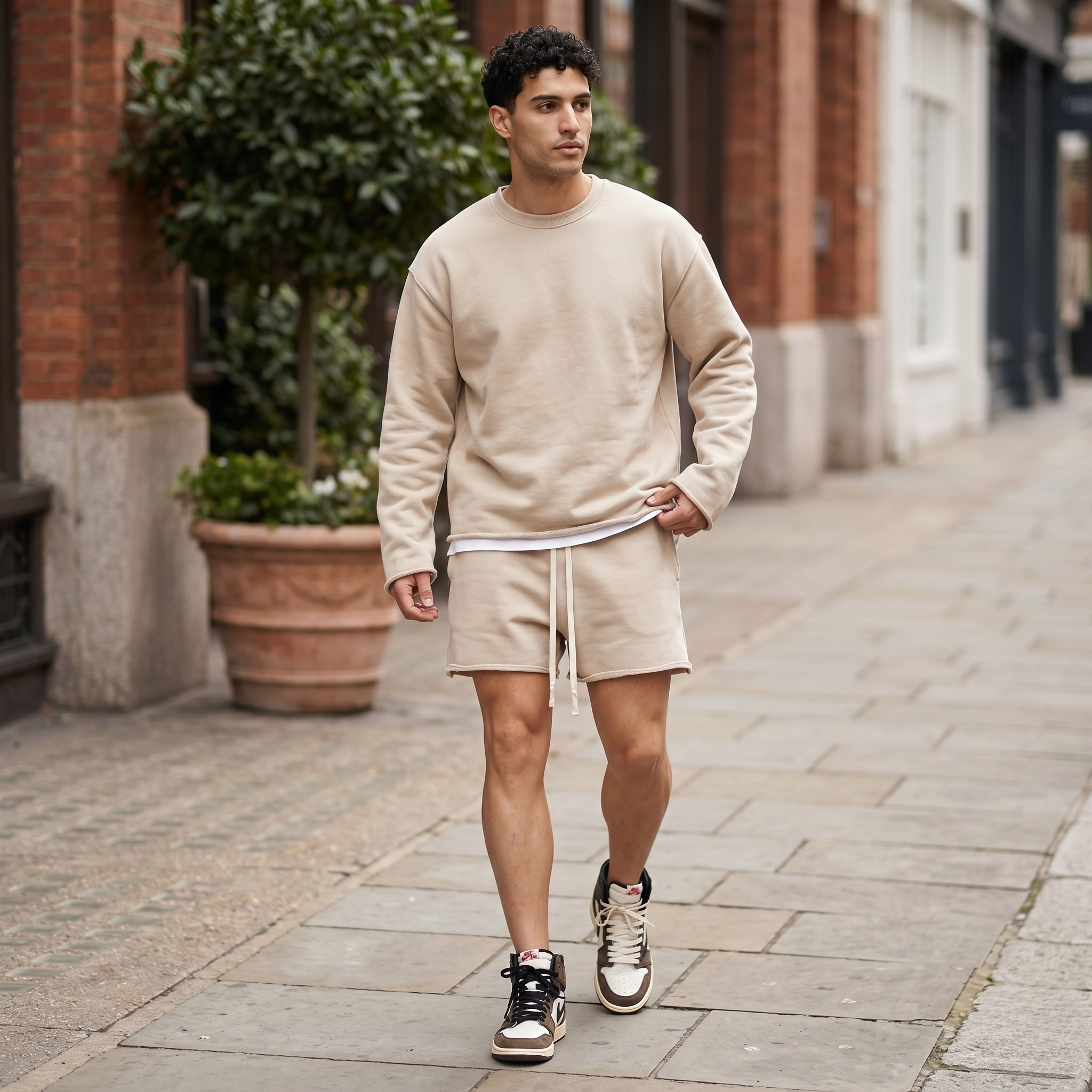 Summer Comfort | Men's Shorts with Soft Fleece Lining | Adjustable Waist for Ultimate Relaxation