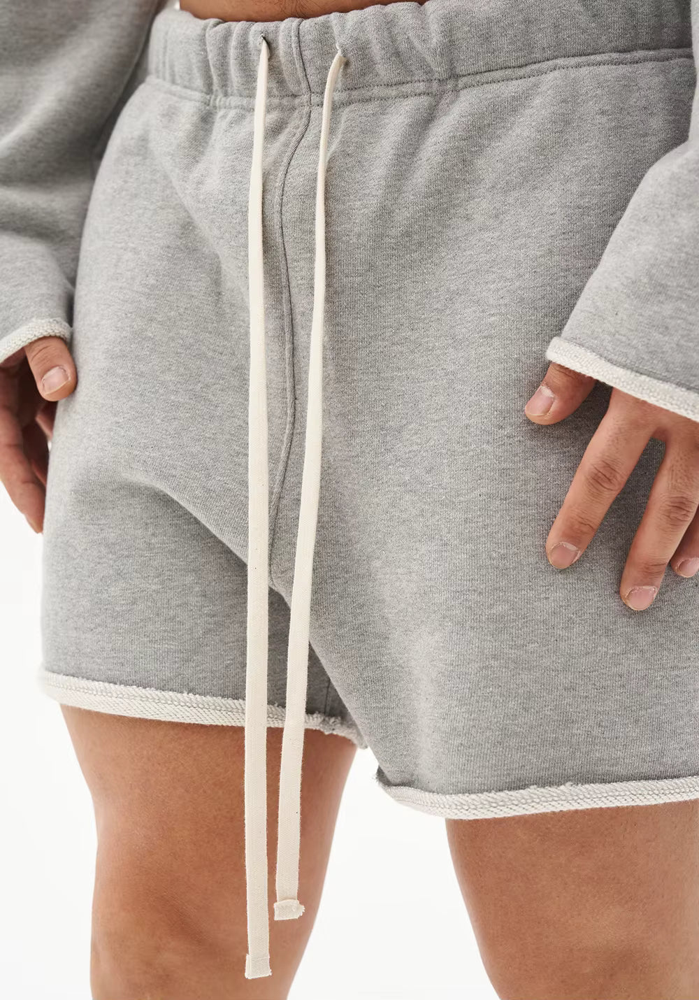 Summer Comfort | Men's Shorts with Soft Fleece Lining | Adjustable Waist for Ultimate Relaxation